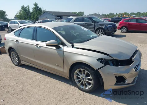 2019 Ford Fusion Hybrid Se из США, поврежденный, VIN 3FA6P0LU9KR276240